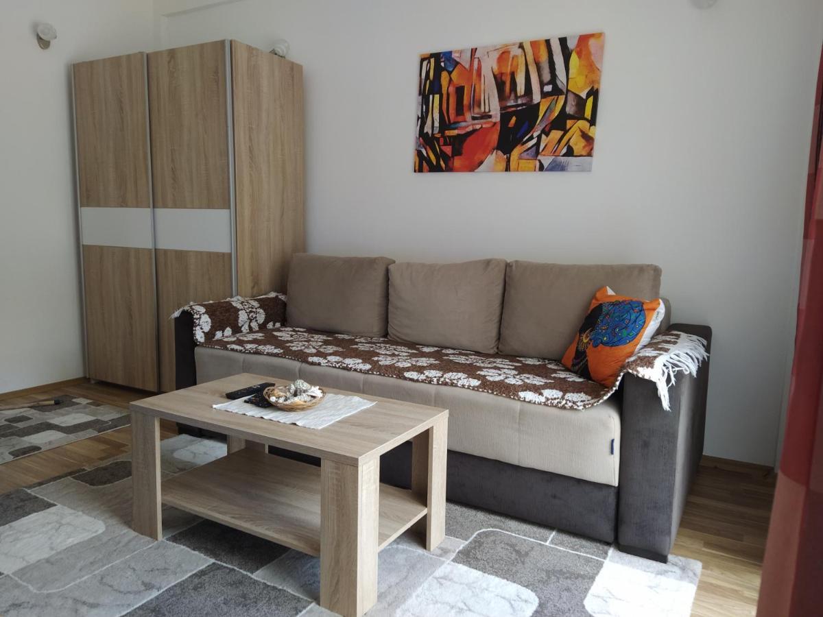 Andrey Apartment マヴロヴォ エクステリア 写真